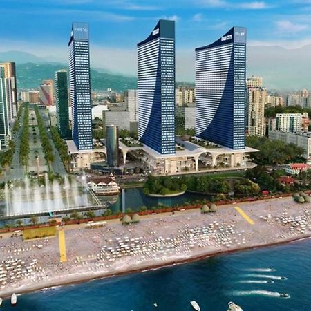 Deluxe Aparthotel In Orbi City Batumi Exterior foto